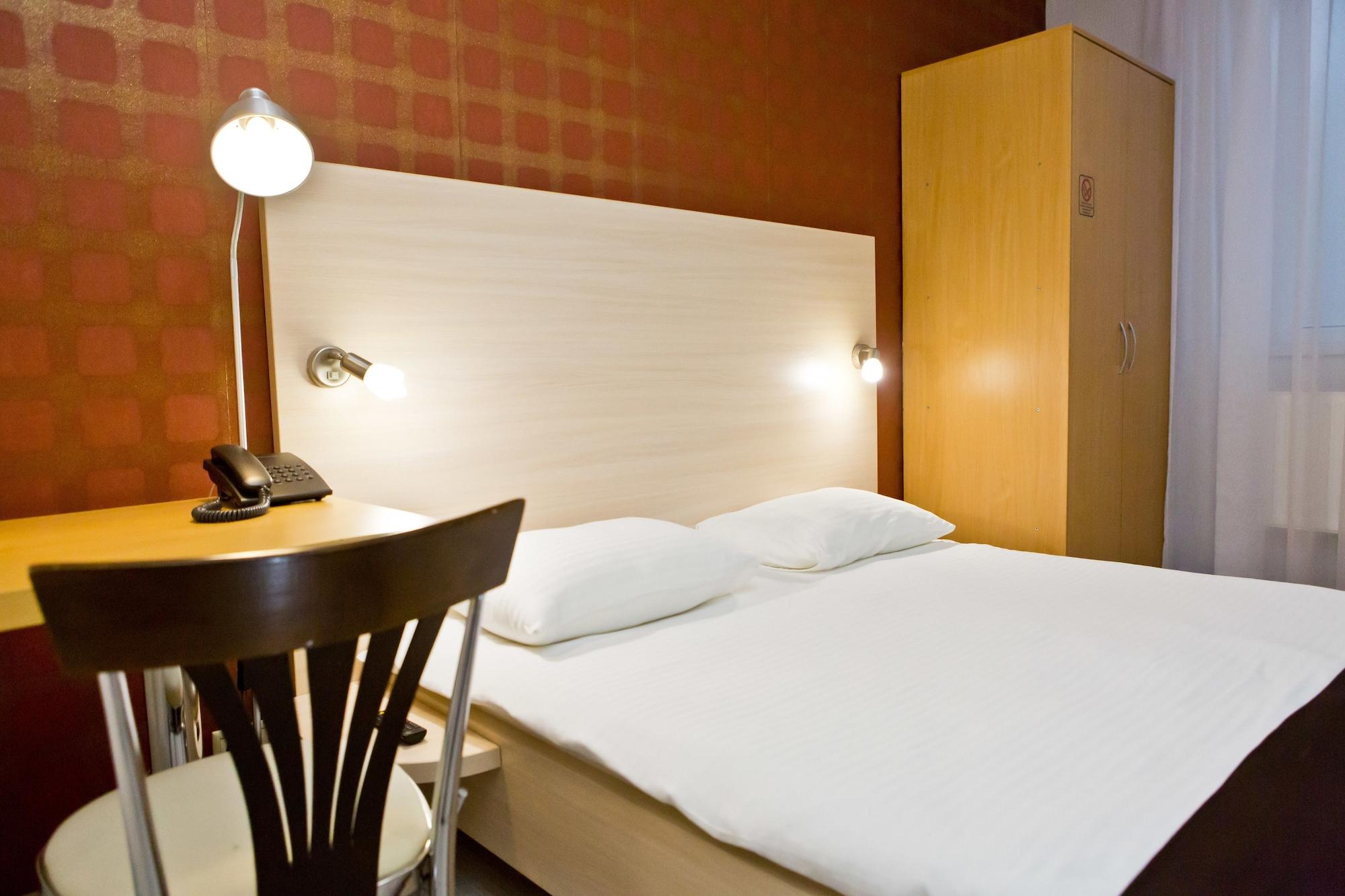 Hotel Olsi Chisinau Eksteriør bilde