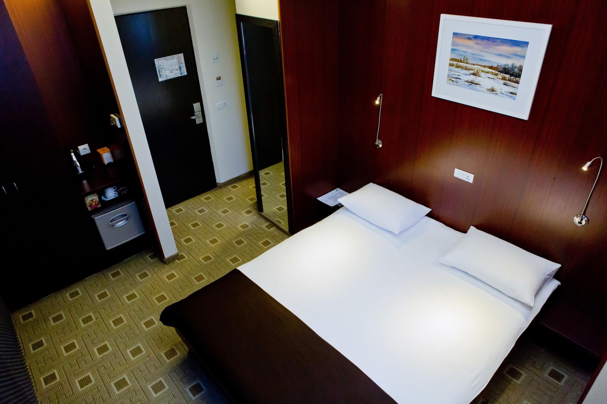 Hotel Olsi Chisinau Eksteriør bilde