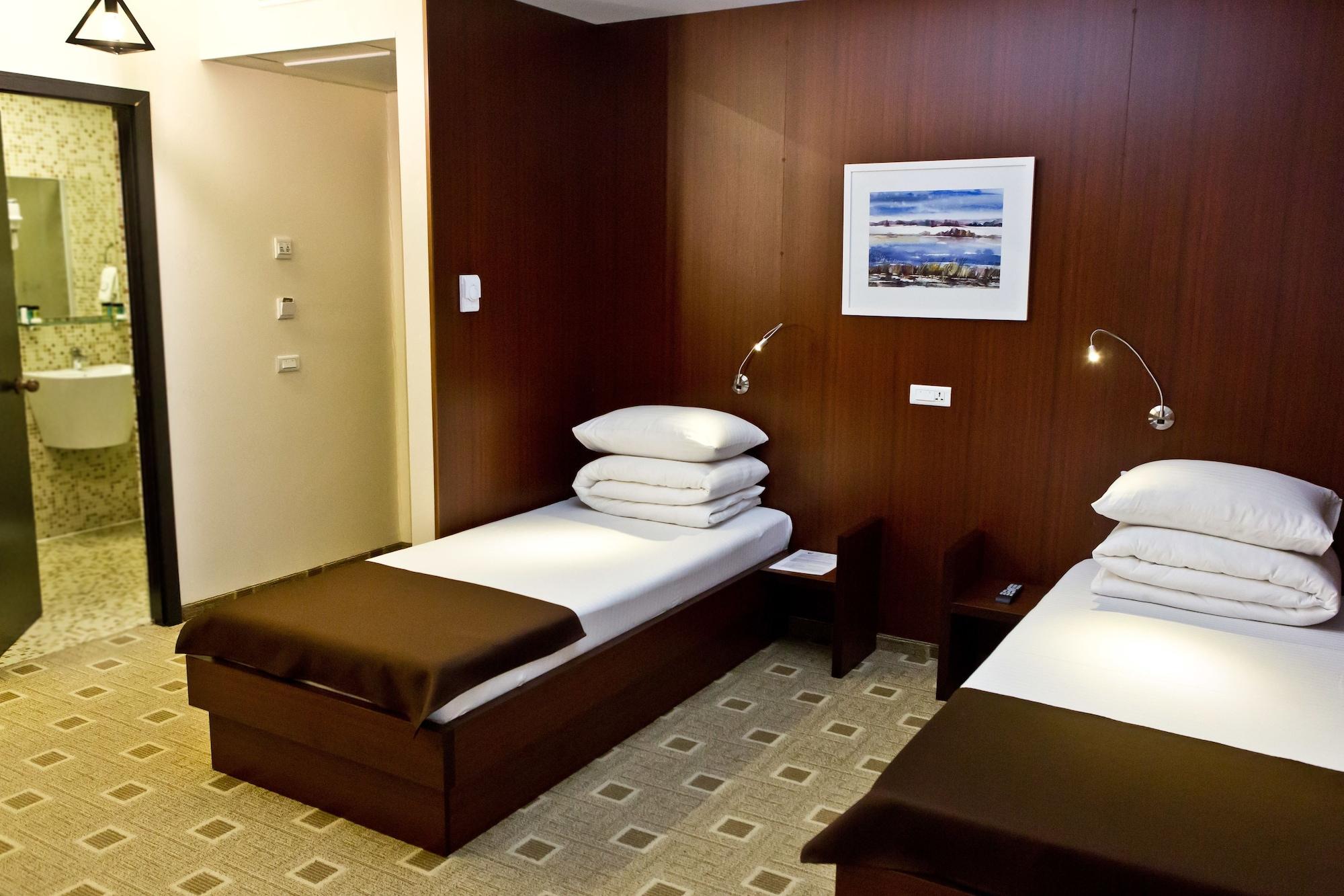 Hotel Olsi Chisinau Eksteriør bilde