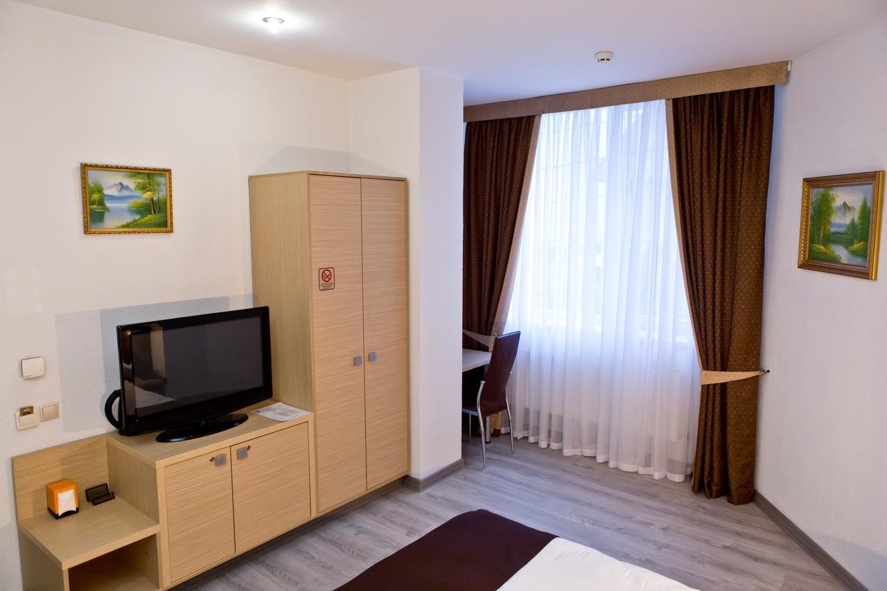 Hotel Olsi Chisinau Eksteriør bilde